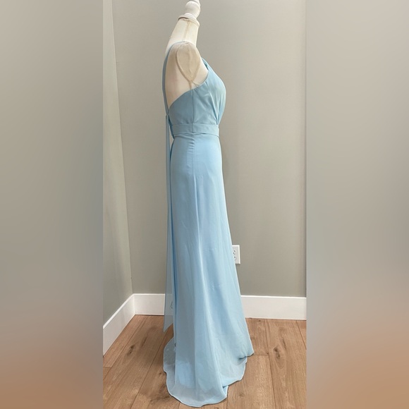 🌟3x Host Pick🌟Women’s Blue Christina Wu Chiffon Gown - Picture 12 of 12